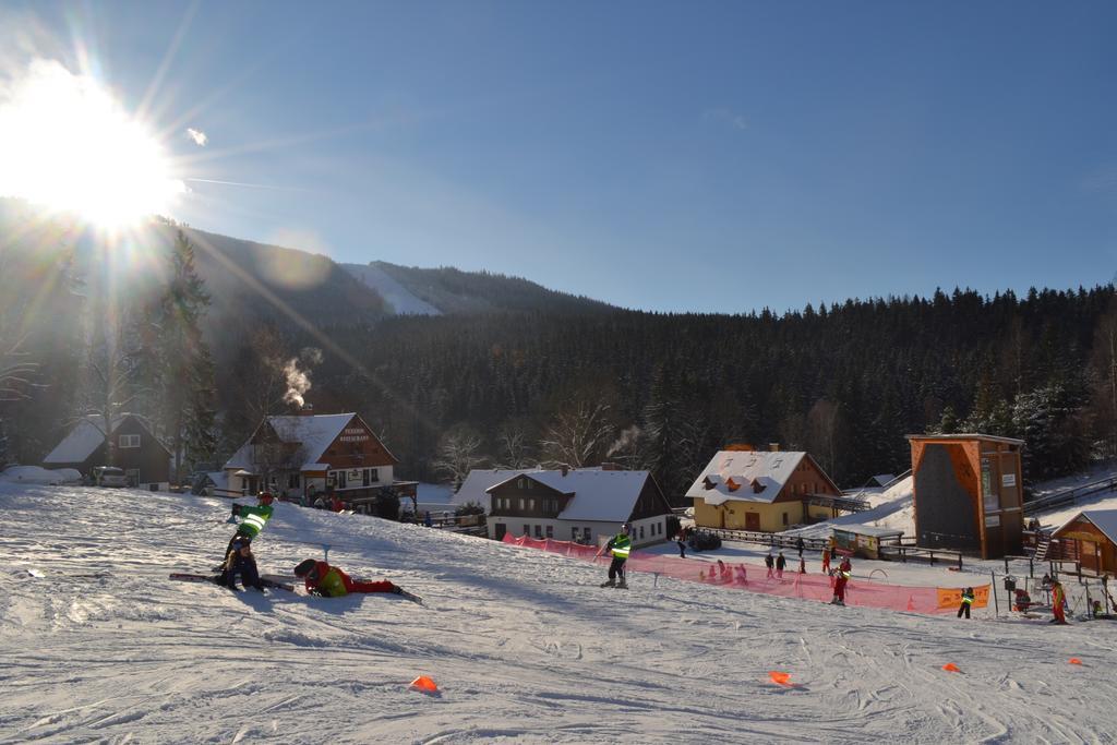 Penzion Rotunda Harrachov Esterno foto